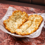 Crostini Mozarella y Ajo